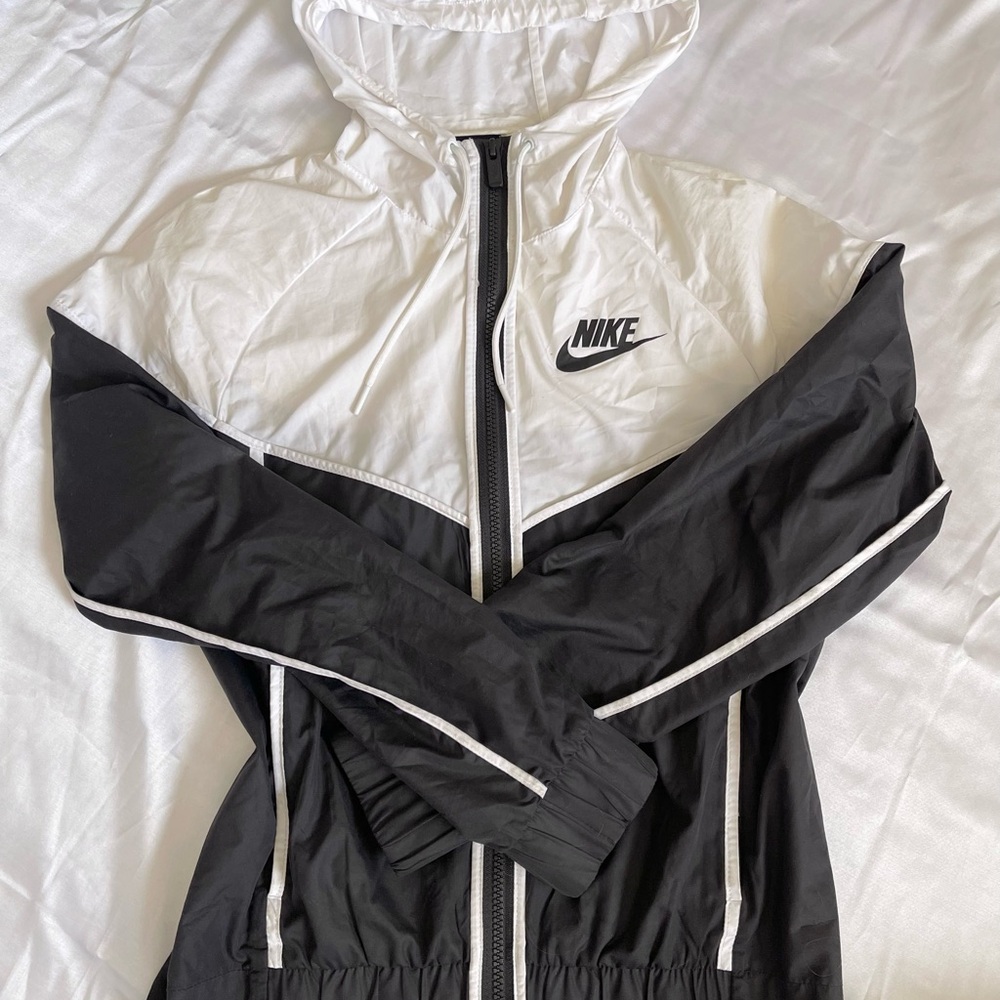 Nike Black and White Zip-Up Jacket